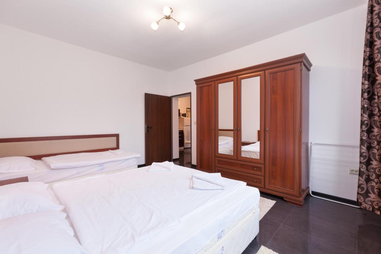 Central Beach Guest Rooms 布尔加斯 外观 照片